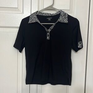 Short Sleeve Collared Shirt With Floral Details- Size: PS